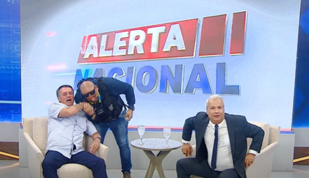 Bolsonaro foge de responsabilidade e culpa estados, pandemia, guerra e Petrobras pela crise