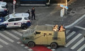 Em mais uma operação na Cracolândia, polícia usa atiradores de elite e veículo blindado