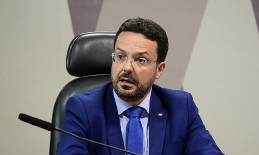 Presidente do FNDE afirma ter ouvido 'conversas tortas' sobre pastores lobistas