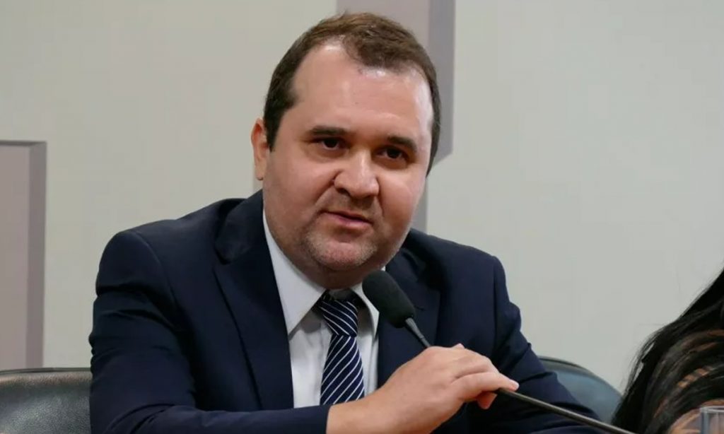 Vaquinha busca arrecadar fundos para repórter condenado a indenizar Gilmar Mendes