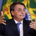Bolsonaro usa posse na Caixa para repetir ataques vazios e desafiar o TSE