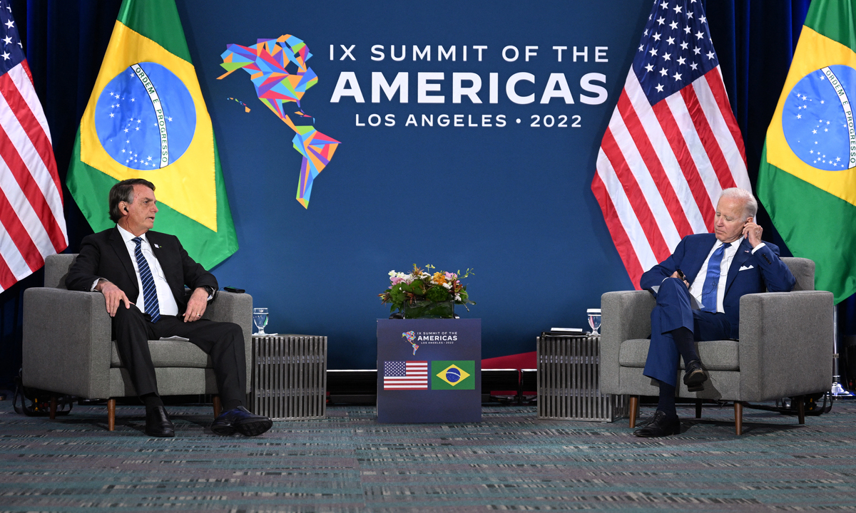 Bolsonaro diz a Biden que quer ‘eleições limpas, confiáveis e auditáveis’ em outubro