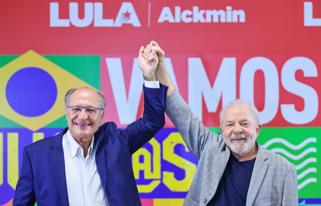 TSE aprova registro de chapa Lula-Alckmin à Presidência