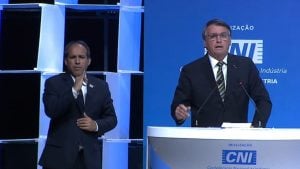 Bolsonaro diz que ‘assunto do MEC está enterrado’ e que CPI é ‘oportunismo’