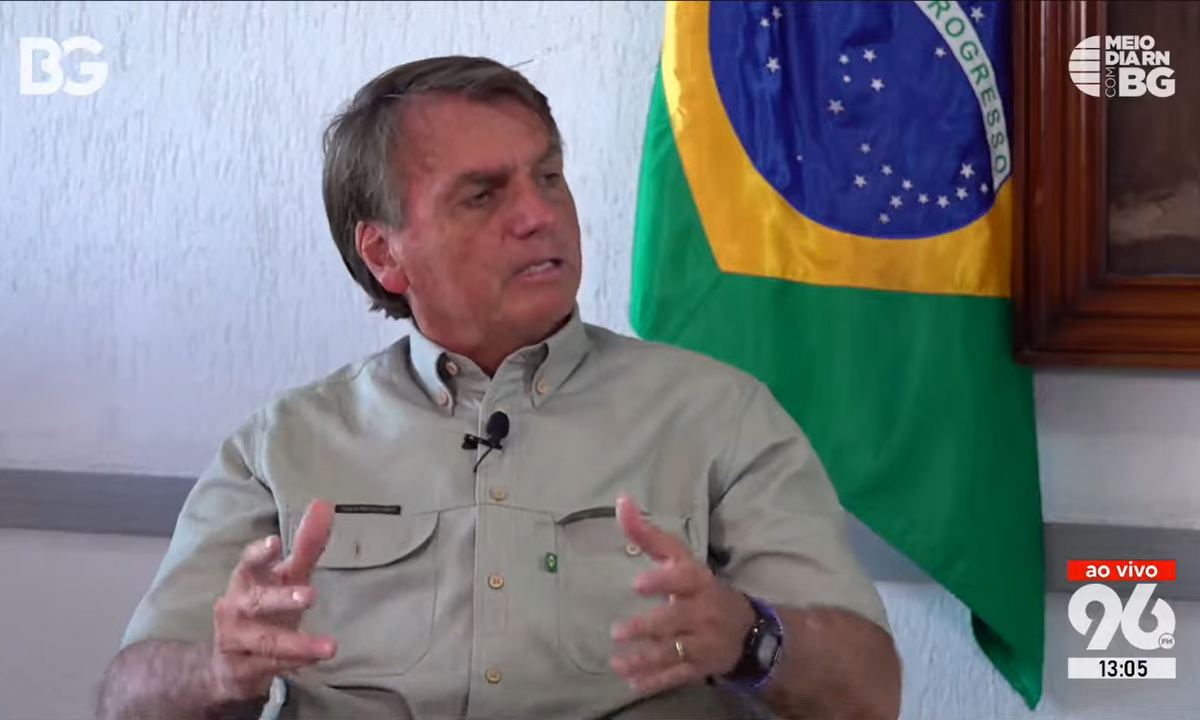 O presidente Jair Bolsonaro (PL), em entrevista a uma rádio de Natal (RN). Foto: Reprodução 