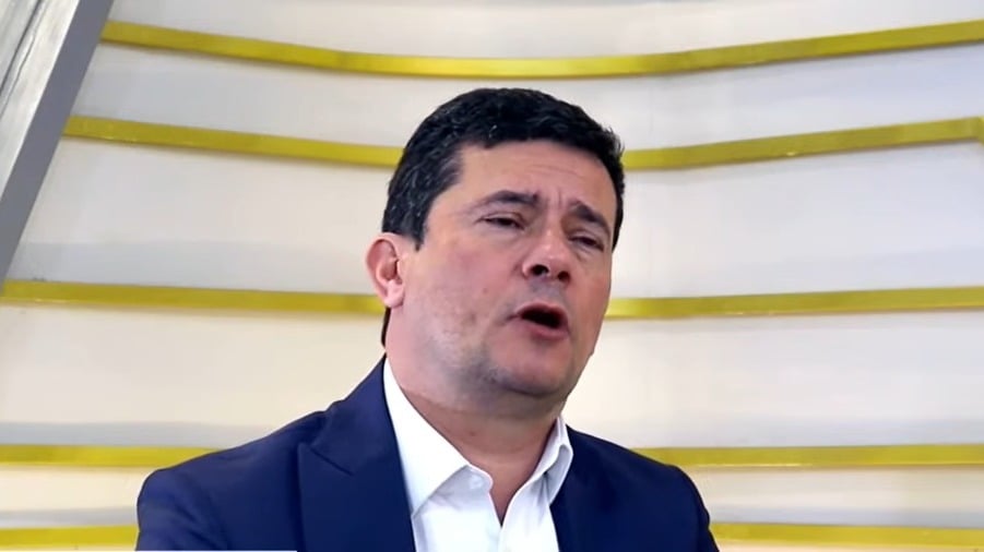 Moro minimiza chances de Bolsonaro tentar um golpe: 'Não vai acontecer nada, tá?'