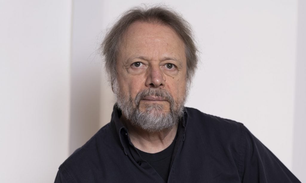 Em novo romance, Cristovão Tezza mergulha na pressão existencial no Brasil contemporâneo