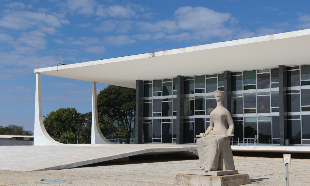 A ofensiva de senadores para fixar mandatos de ministros no STF