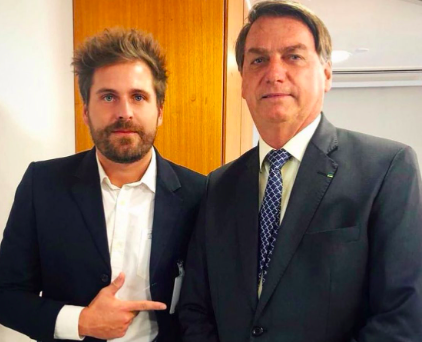 Ator é condenado a pagar R$ 10 mil por publicação de fake news