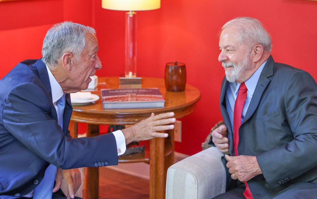 Lula se reune com presidente de Portugal