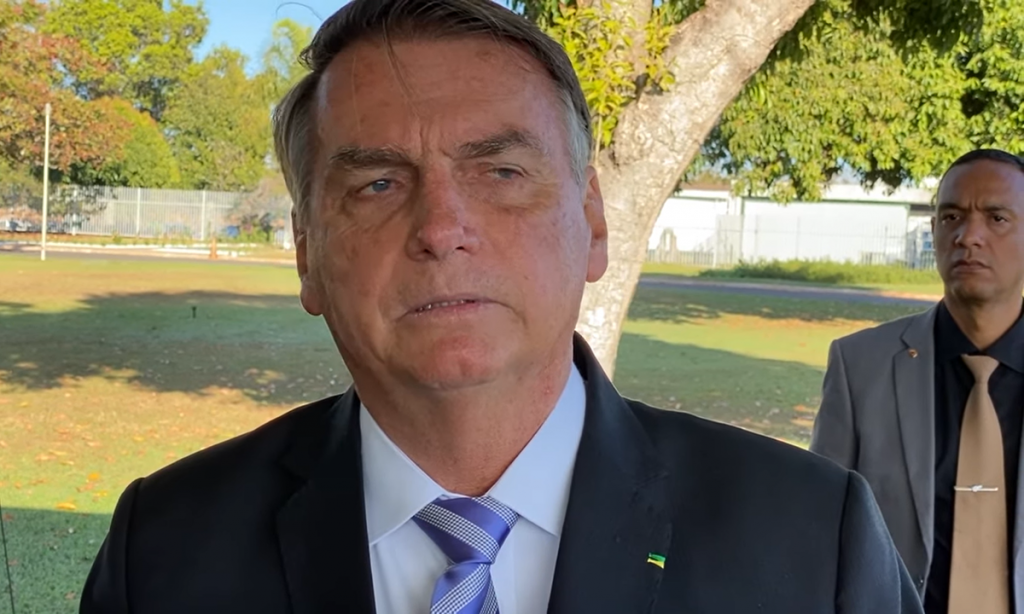 Vereadora aciona o STF contra Bolsonaro por declarações homofóbicas