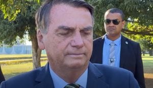 Bancos estão perdendo o monopólio e o poder, diz Bolsonaro sobre cartas pró-democracia