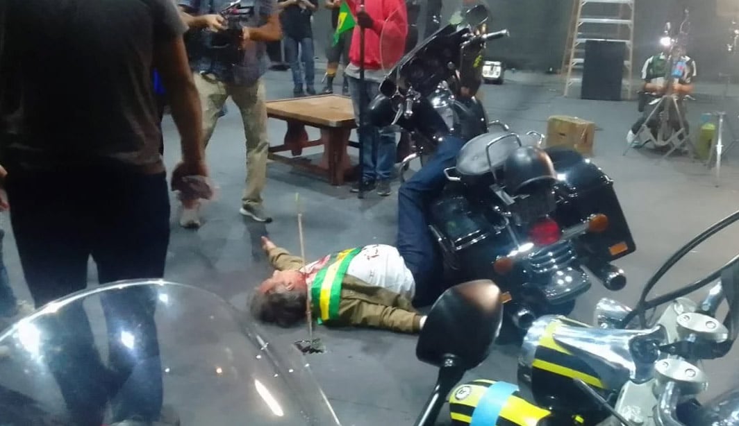 Cineasta desmente bolsonaristas sobre ‘encenação de atentado’; o filme sai em 2023