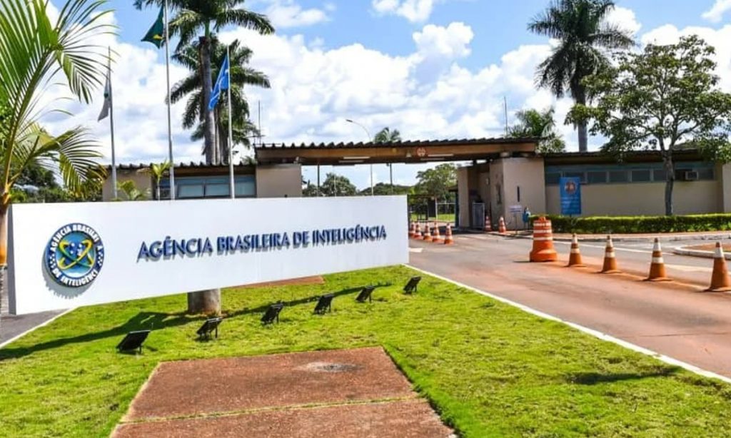 Representante de servidores da Abin deixa o cargo após associação defender as urnas eletrônicas