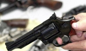 Comissão do Senado aprova PL que autoriza porte de arma para agentes de segurança socioeducativos