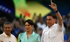 ‘Vice não pode ser pessoa que conspire contra você’, diz Bolsonaro ao oficializar Braga Netto