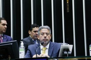 Após manobra de Lira, Câmara aprova a PEC Eleitoral, que tenta ressuscitar a campanha de Bolsonaro