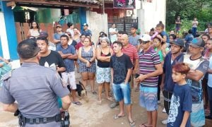 Vídeo: PM de SP apura conduta de policial que ameaça moradores com ‘volta de governo comunista’