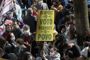 O Brasil se une em defesa da democracia