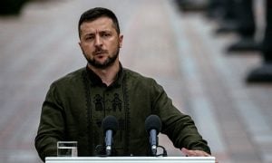 Ucrânia lutará até o fim, promete Zelensky no dia em que a guerra completa seis meses