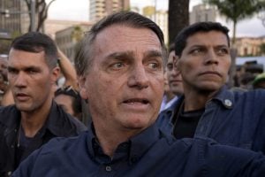 Bolsonaro afirma que manutenção do Auxílio Brasil de R$ 600 virá da venda de estatais