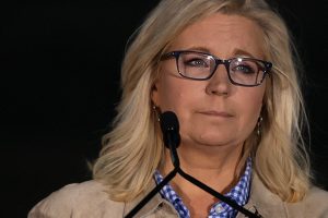 Liz Cheney, grande crítica de Trump, perde sua cadeira no Congresso