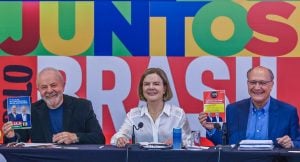 Cúpula da campanha de Lula se reelege