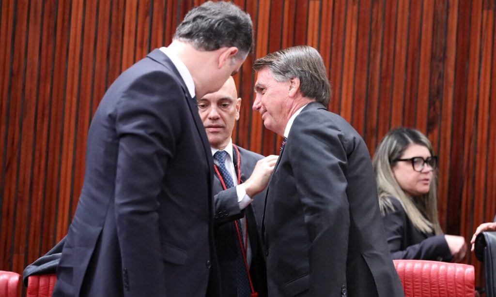 Aliados minimizam recados de Moraes no TSE e dizem que Bolsonaro passou imagem de que não foge de embates