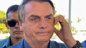 Bolsonaro volta a atacar Lula: ‘A turma ainda quer votar nesse filho do capeta’
