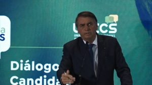 Ao defender empresários alvos da PF, Bolsonaro desafia Moraes: ‘Me bote no inquérito’
