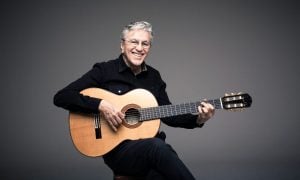 Caetano Veloso: Os 80 anos do progressista polêmico e esplêndido