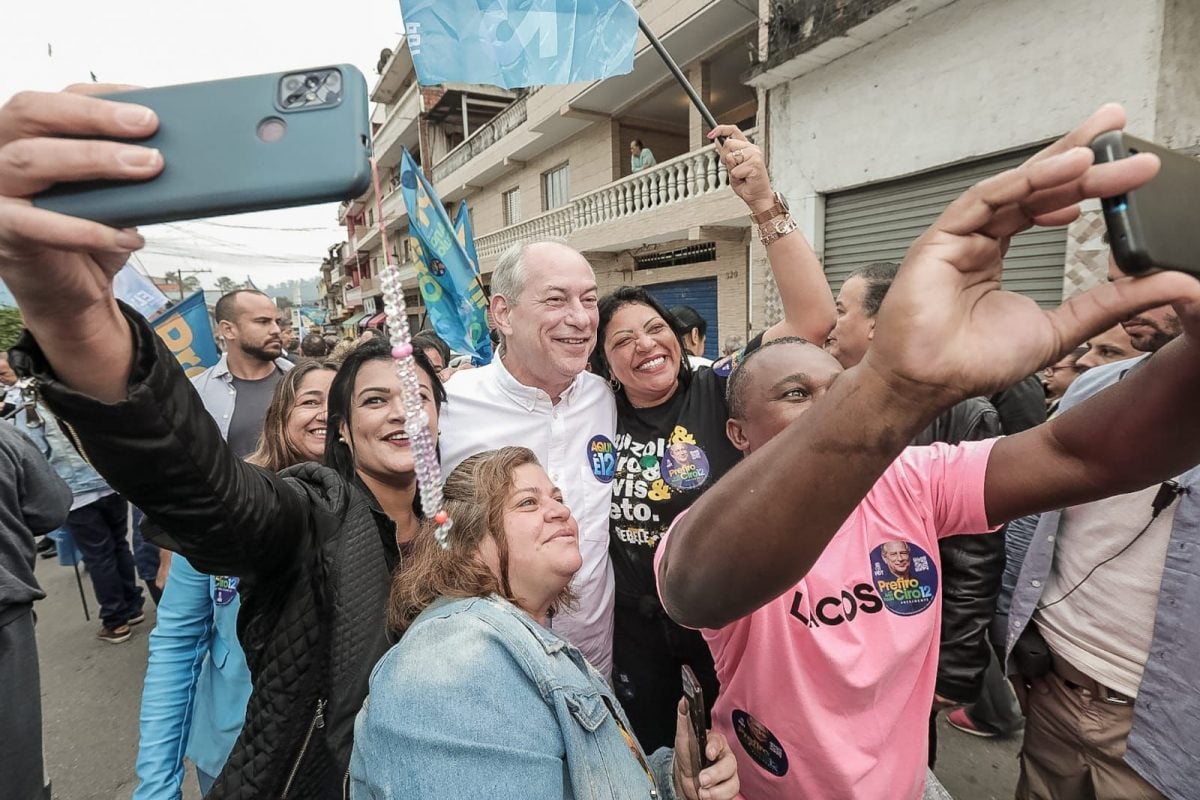 Ciro critica adversários por falta de mulheres nas chapas: ‘Não adianta fazer homenagem da boca para fora’