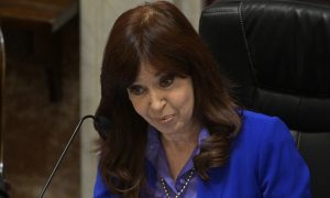 Promotor argentino pede 12 anos de prisão para Cristina Kirchner