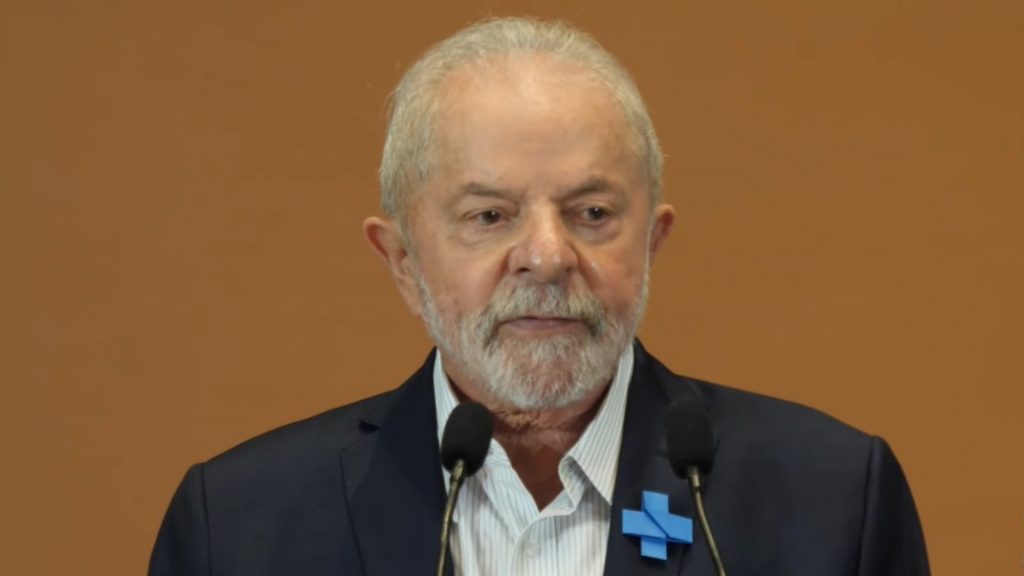 Lula falta a evento com empresários do varejo por problema estomacal