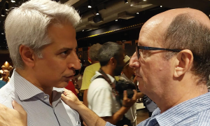 Marcos Uchôa retira candidatura e culpa Molon por falta de informações sobre recursos