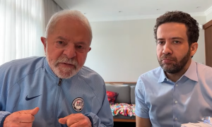 ‘Única possibilidade de o auxílio continuar é a gente ganhar as eleições’, diz Lula, em live com Janones