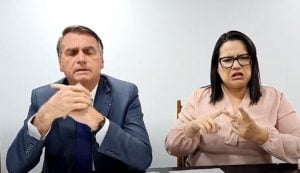 É muito melhor participar de um podcast do que de um debate, diz Bolsonaro após ida ao Flow