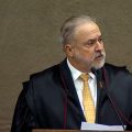 ‘Estamos irmanados na defesa do sistema eleitoral e no combate à desinformação’, diz Aras a Moraes