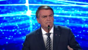 Bolsonaro ataca Vera Magalhães e diz que Tebet deve 'parar de mimimi'