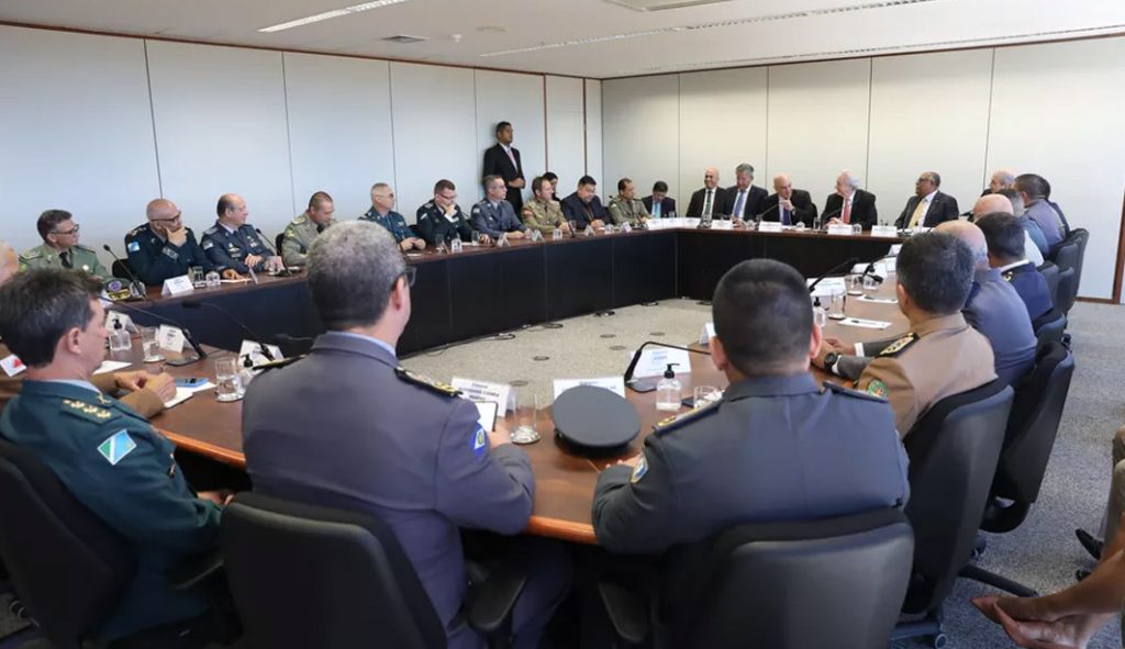 Comandantes das PMs dizem ao TSE que as tropas estão sob controle e darão segurança à eleição