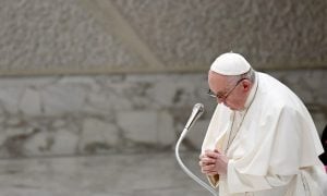 Francisco pede ao mundo que evite um desastre nuclear na Ucrânia