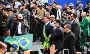 'O que está em jogo é a nossa liberdade e o nosso futuro', diz Bolsonaro no 7 de Setembro