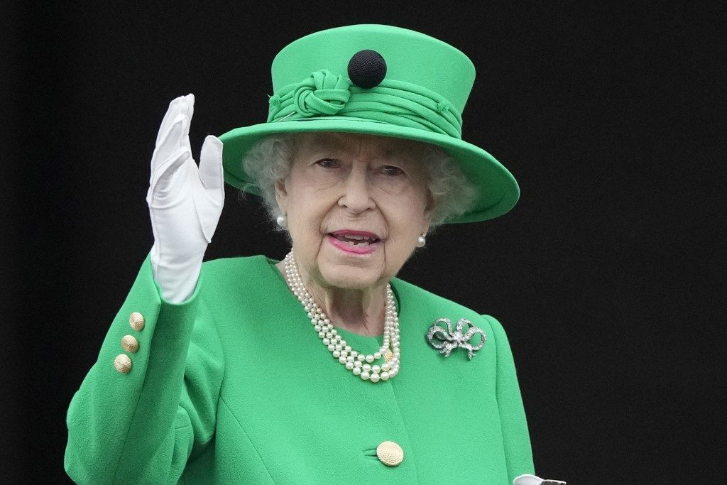 Médicos da rainha Elizabeth II “preocupados” com a saúde da monarca