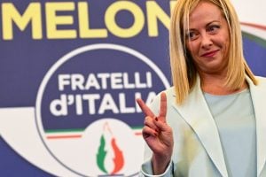 Meloni reclama de financiamento alemão a ONGs que ajudam migrantes na Itália