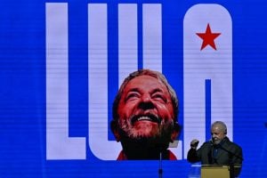 No último grande ato de campanha, Lula reforça confiança em vitória no 1º turno