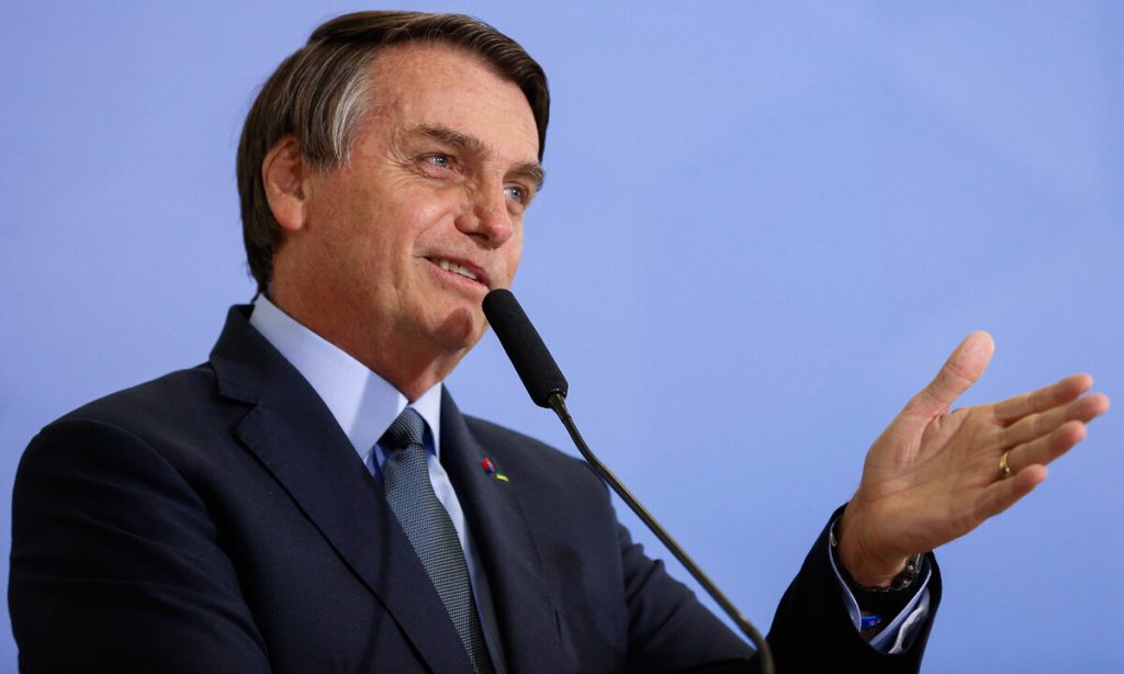 Deputados do PL, sigla de Bolsonaro, se dividem entre condenar e relativizar atos terroristas