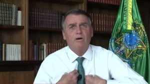 Bolsonaro diz que vai resolver decreto sobre armas ‘em uma semana’ se for reeleito, mas não explica como