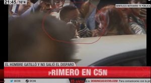 Homem é preso após apontar arma contra Cristina Kirchner na Argentina; assista ao vídeo