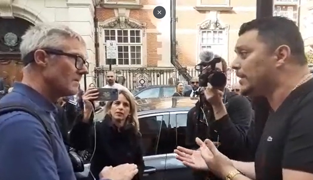 Britânico reage a bolsonaristas e pede respeito: ‘Este é o funeral da Rainha’