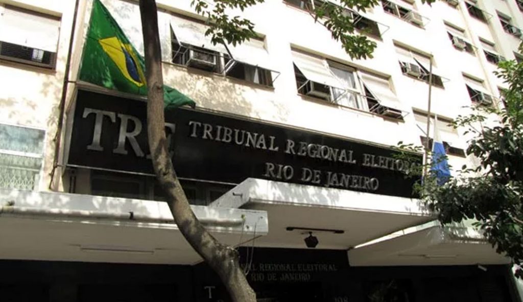 TRE do Rio rejeita as candidaturas de Anthony Garotinho e Wilson Witzel